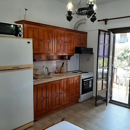House Kosmas On The Beach Sarti Esterno foto