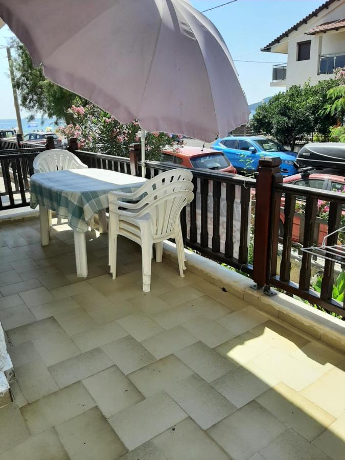 House Kosmas On The Beach Sarti Esterno foto