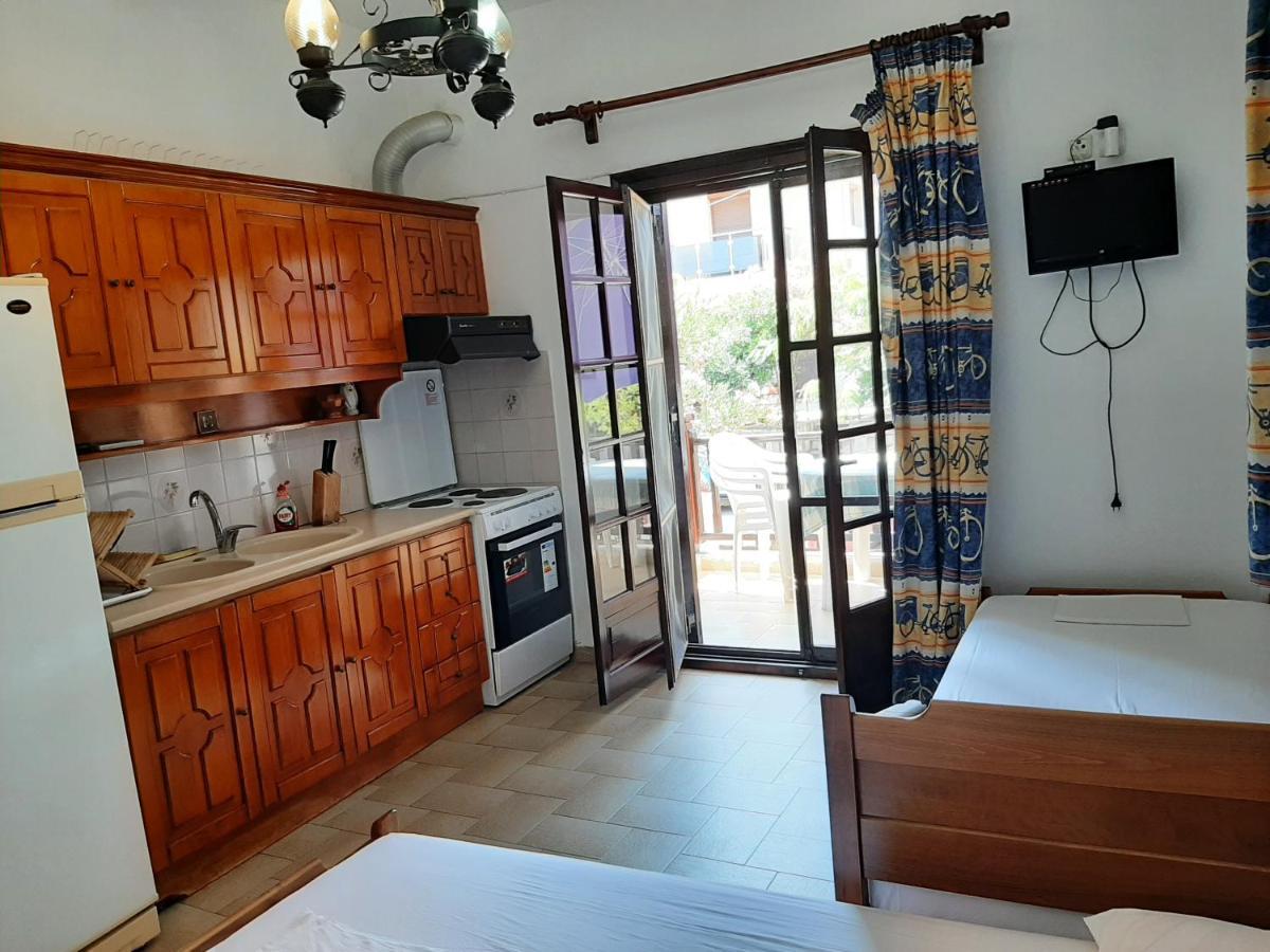 House Kosmas On The Beach Sarti Esterno foto